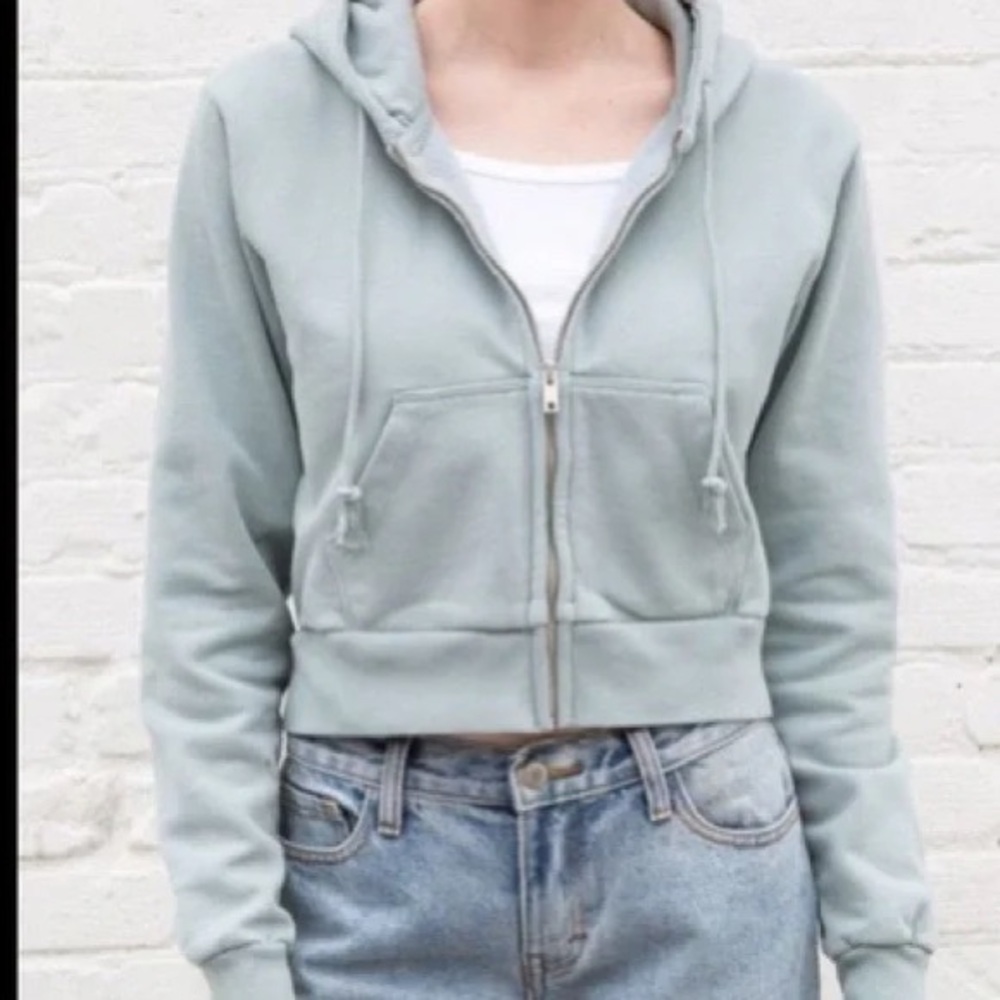 🍓Brandy Melville Light Green cropped Hoodie